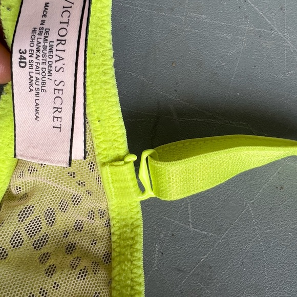 VS Bikini - Picture 3 of 8